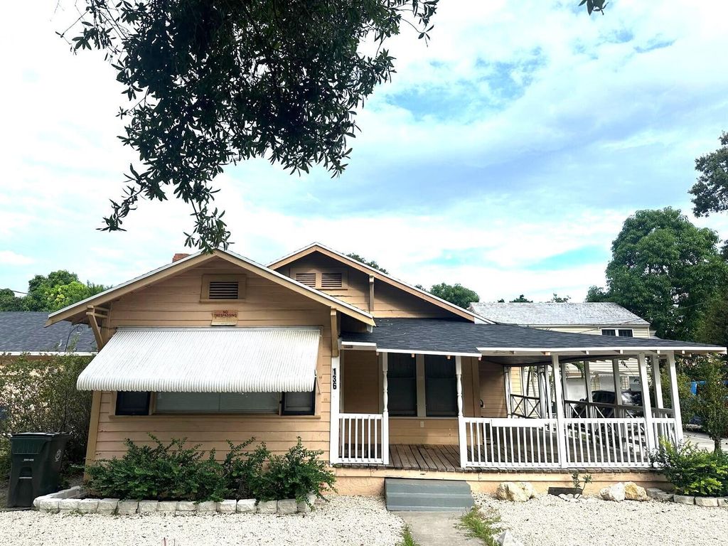 Photo of 136 N 15th Street N, Fort Pierce, FL 34950 (MLS # R11123212)