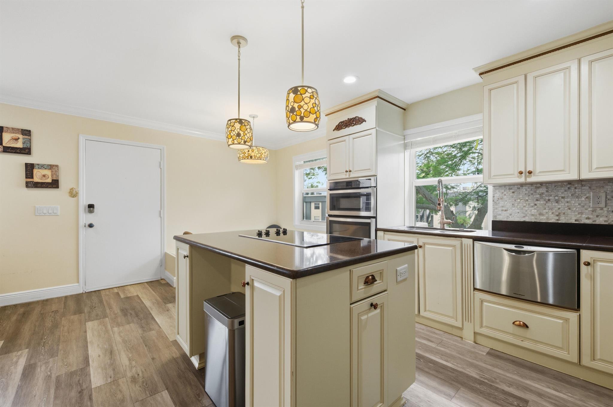 KINGS POINT PIEDMONT COND - Residential