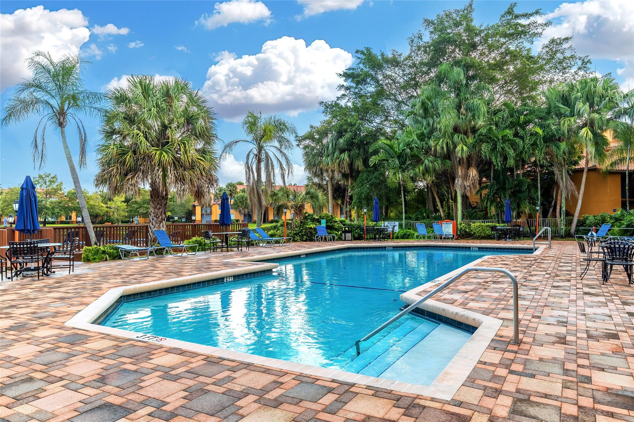 Lakes of Jacaranda - Residential