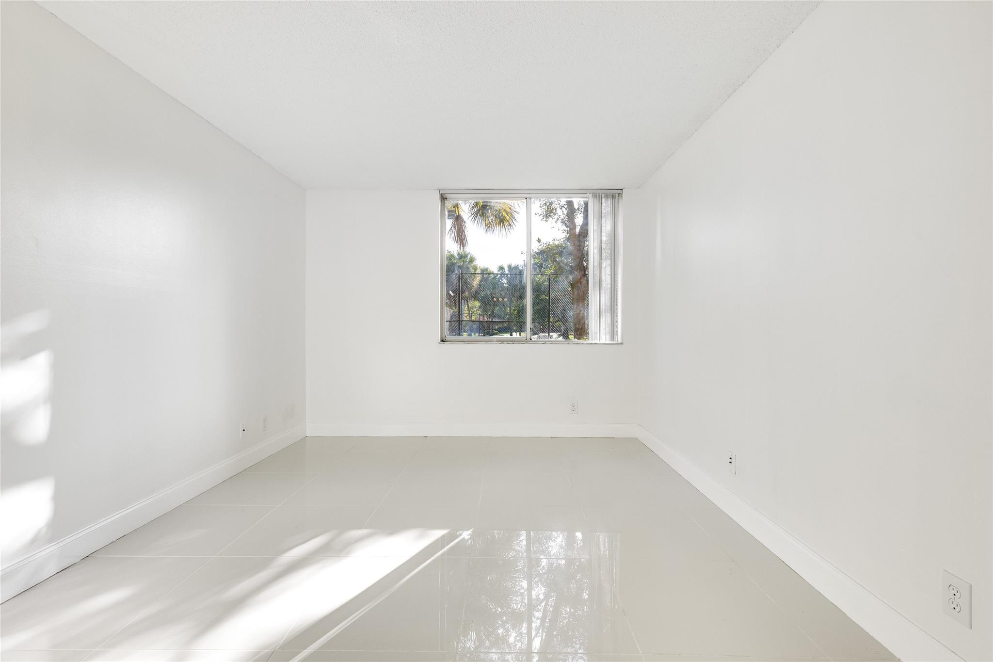 Lakes of Jacaranda - Residential