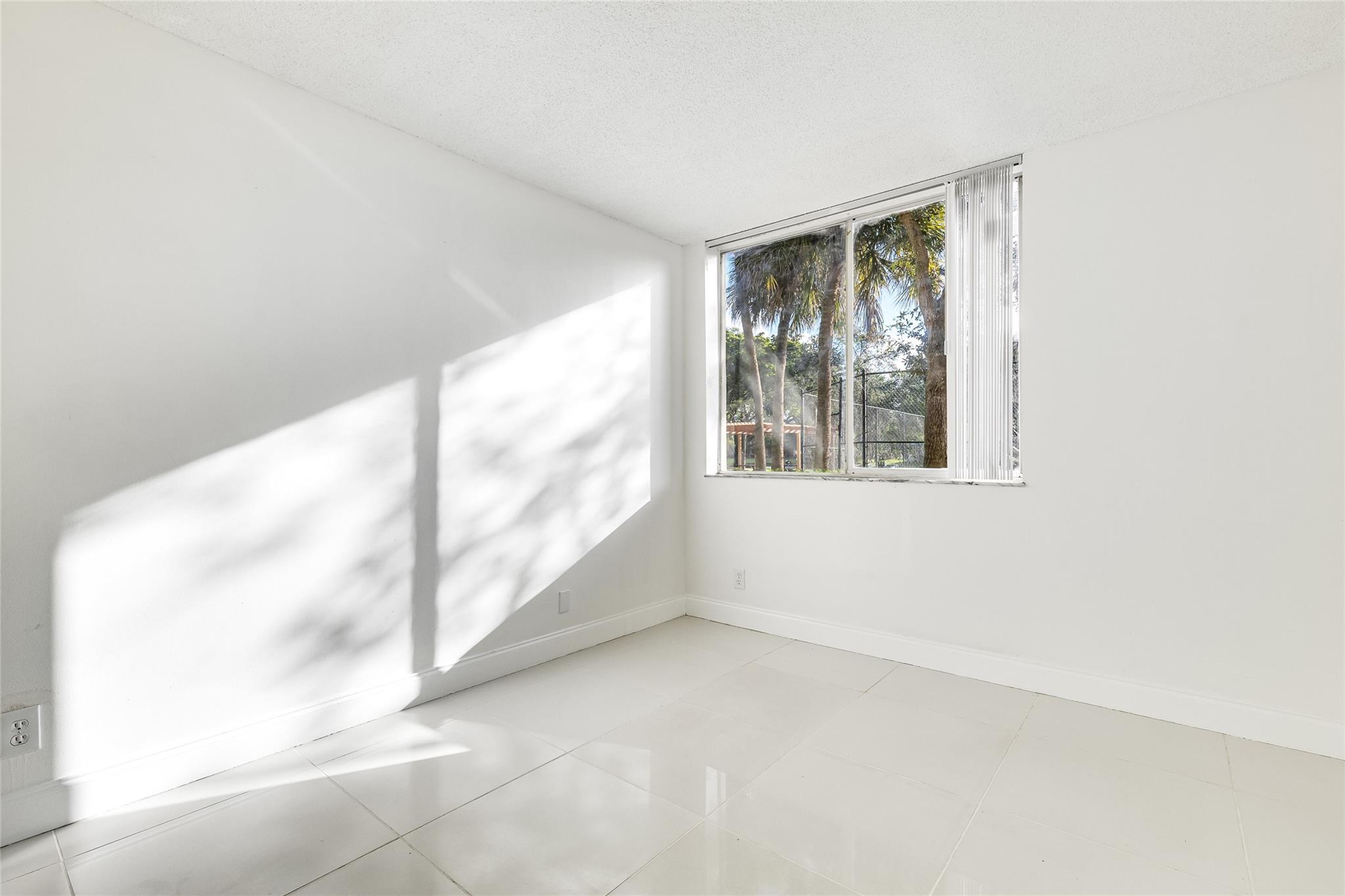 Lakes of Jacaranda - Residential