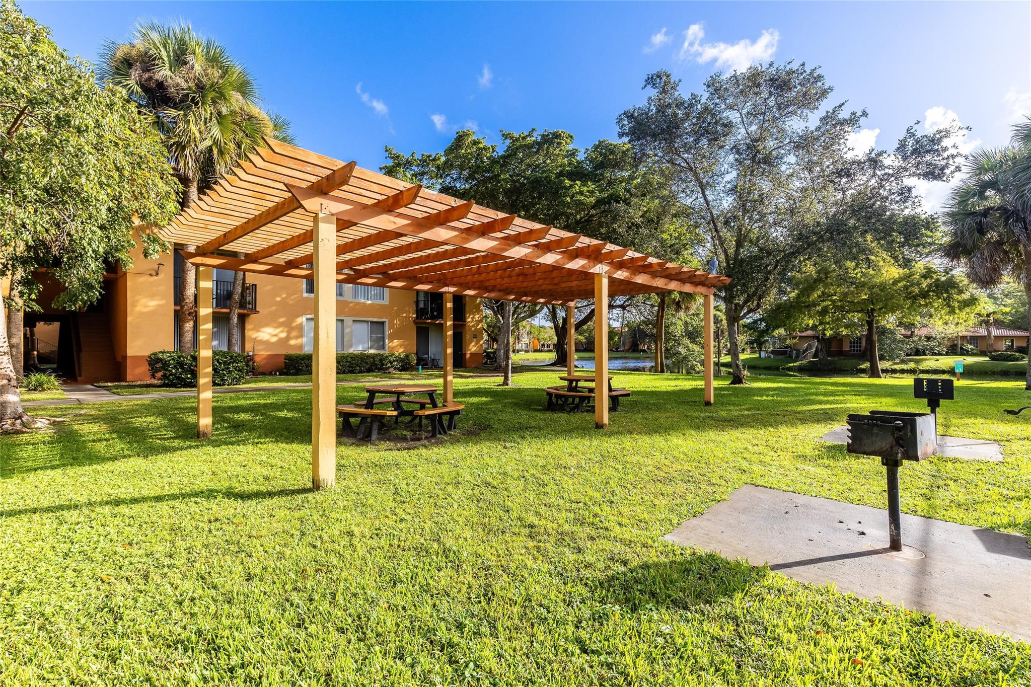 Lakes of Jacaranda - Residential