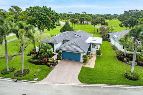 2 Woods Lane Boynton Beach FL 33436