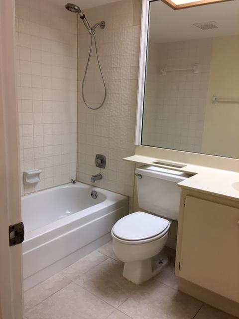 WINDWOOD UNIT I - Residential Lease