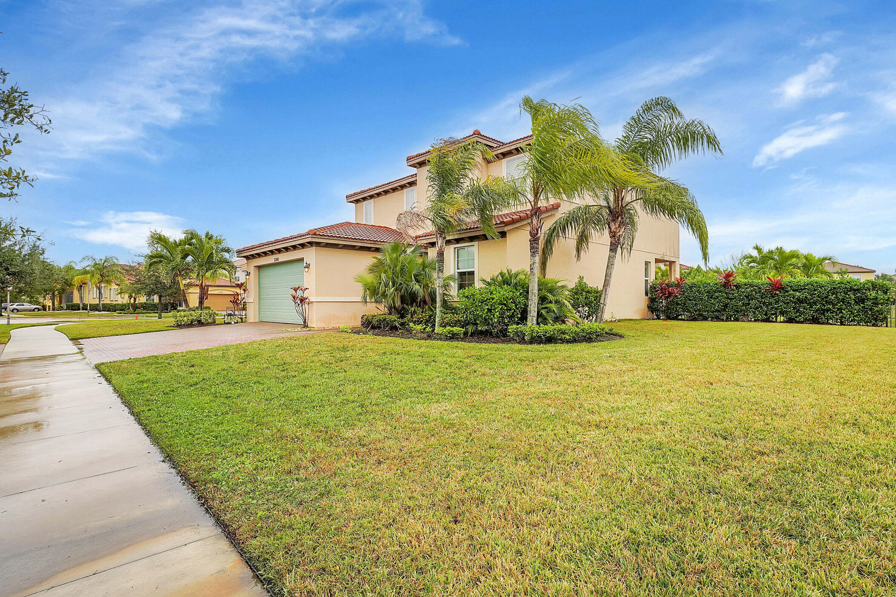 TRADITION PLAT NO 19 REPLAT NO 4 TOWNPARK PHASE 1 - Residential Lease