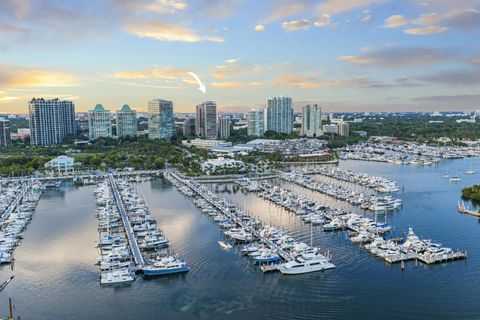 2655 S Bayshore Drive 902 Miami FL 33133