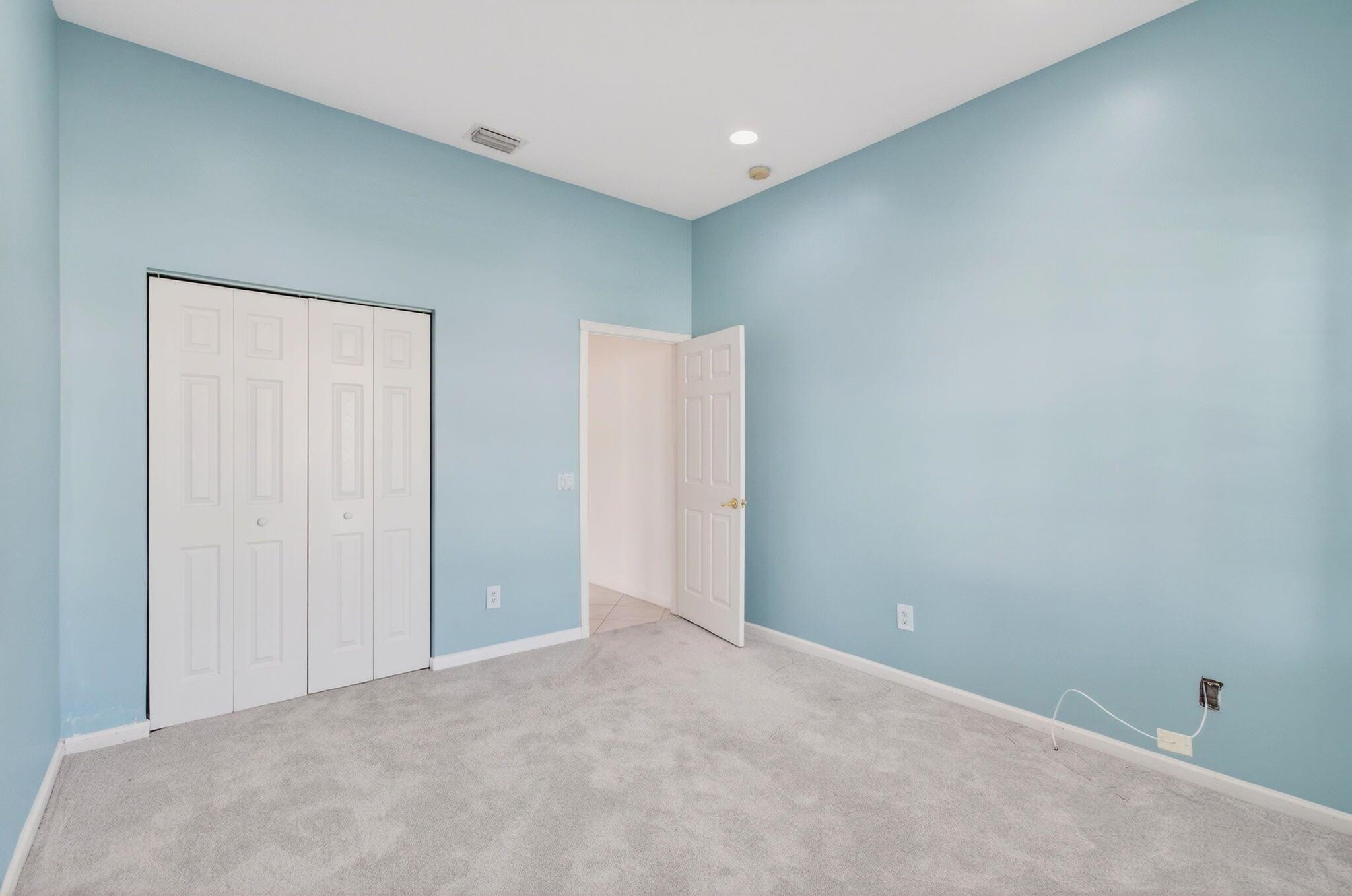 VALENCIA FALLS - Residential