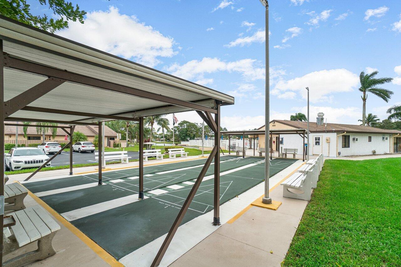 PINE RIDGE SOUTH IV CONDO - Residential