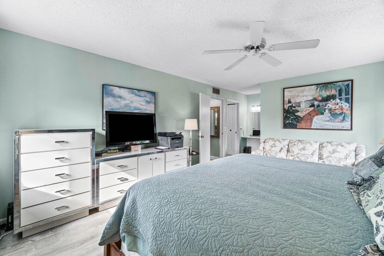 PINE RIDGE SOUTH IV CONDO - Residential