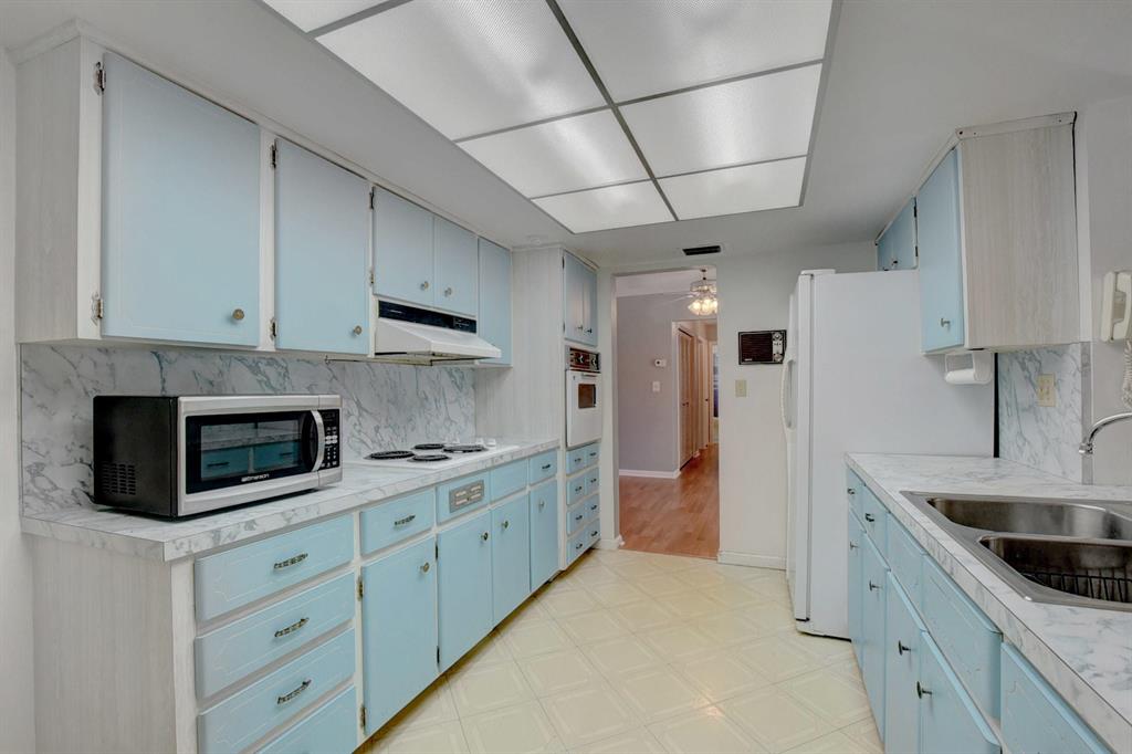 FAIRLAWN 1ST ADD - Residential