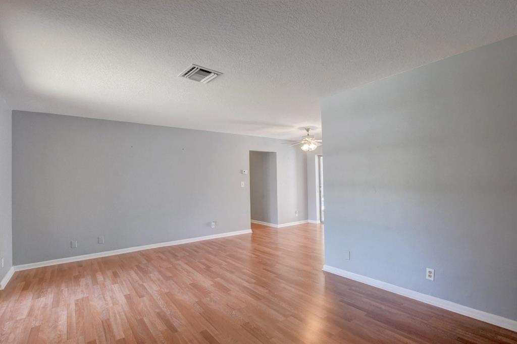 FAIRLAWN 1ST ADD - Residential