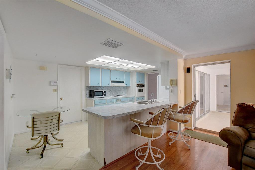 FAIRLAWN 1ST ADD - Residential