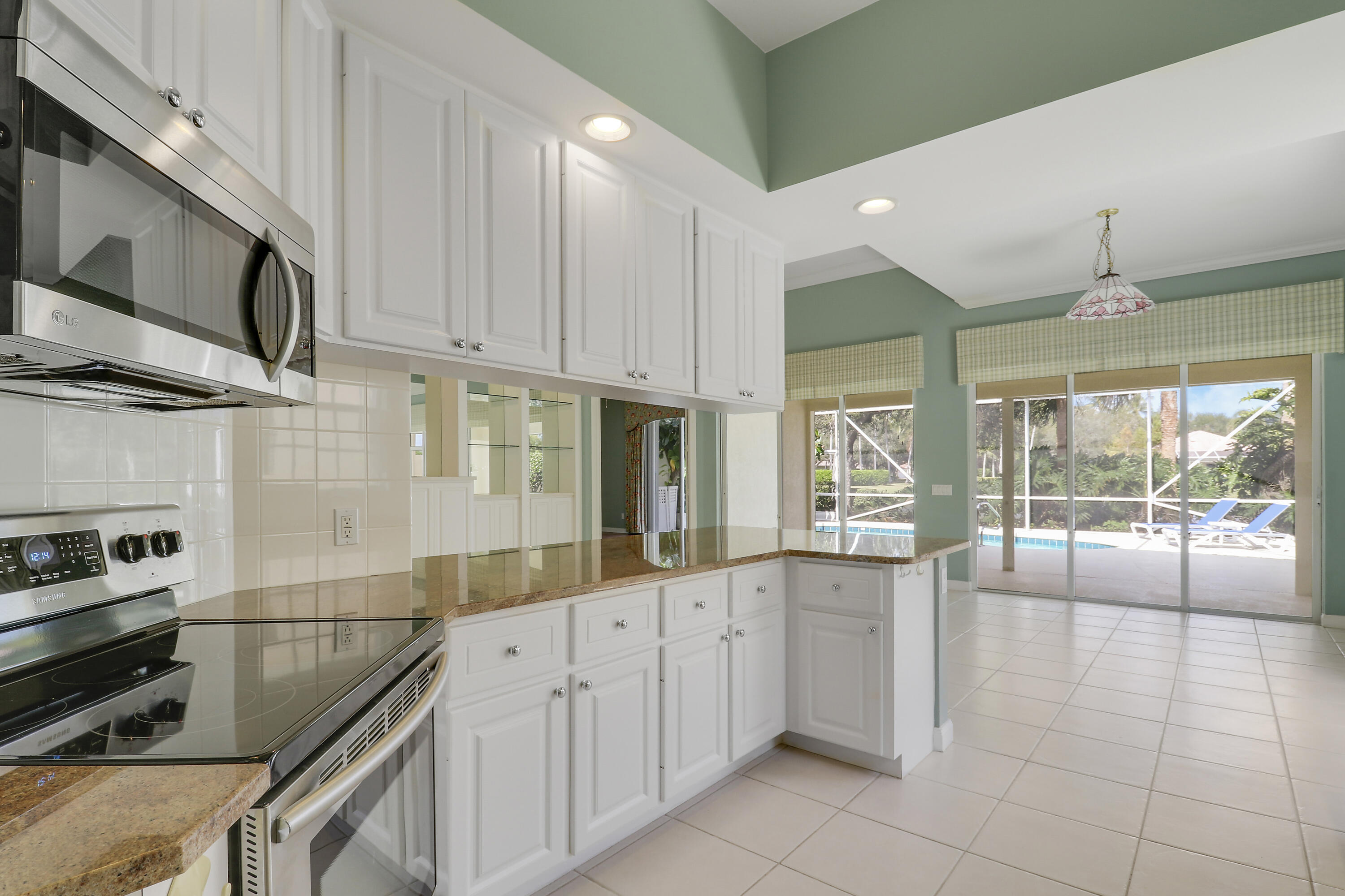 ISLES AT PALM BEACH GARDENS - Residential