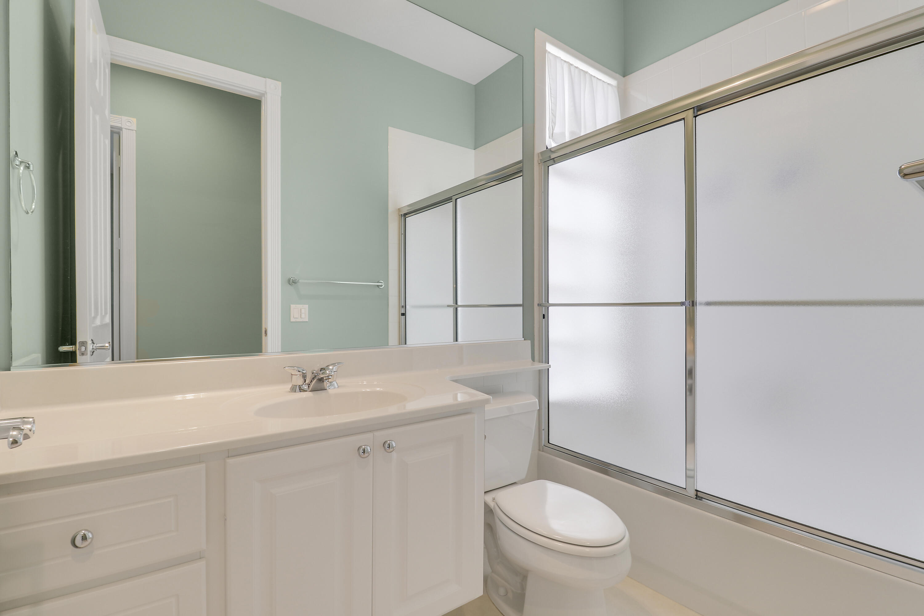 ISLES AT PALM BEACH GARDENS - Residential