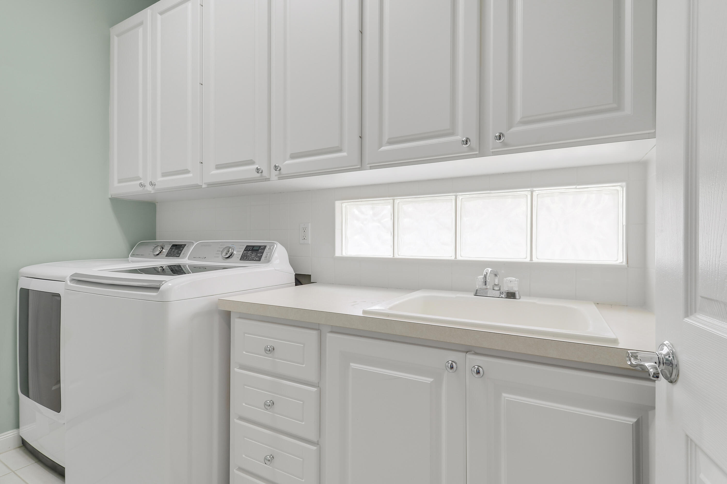 ISLES AT PALM BEACH GARDENS - Residential