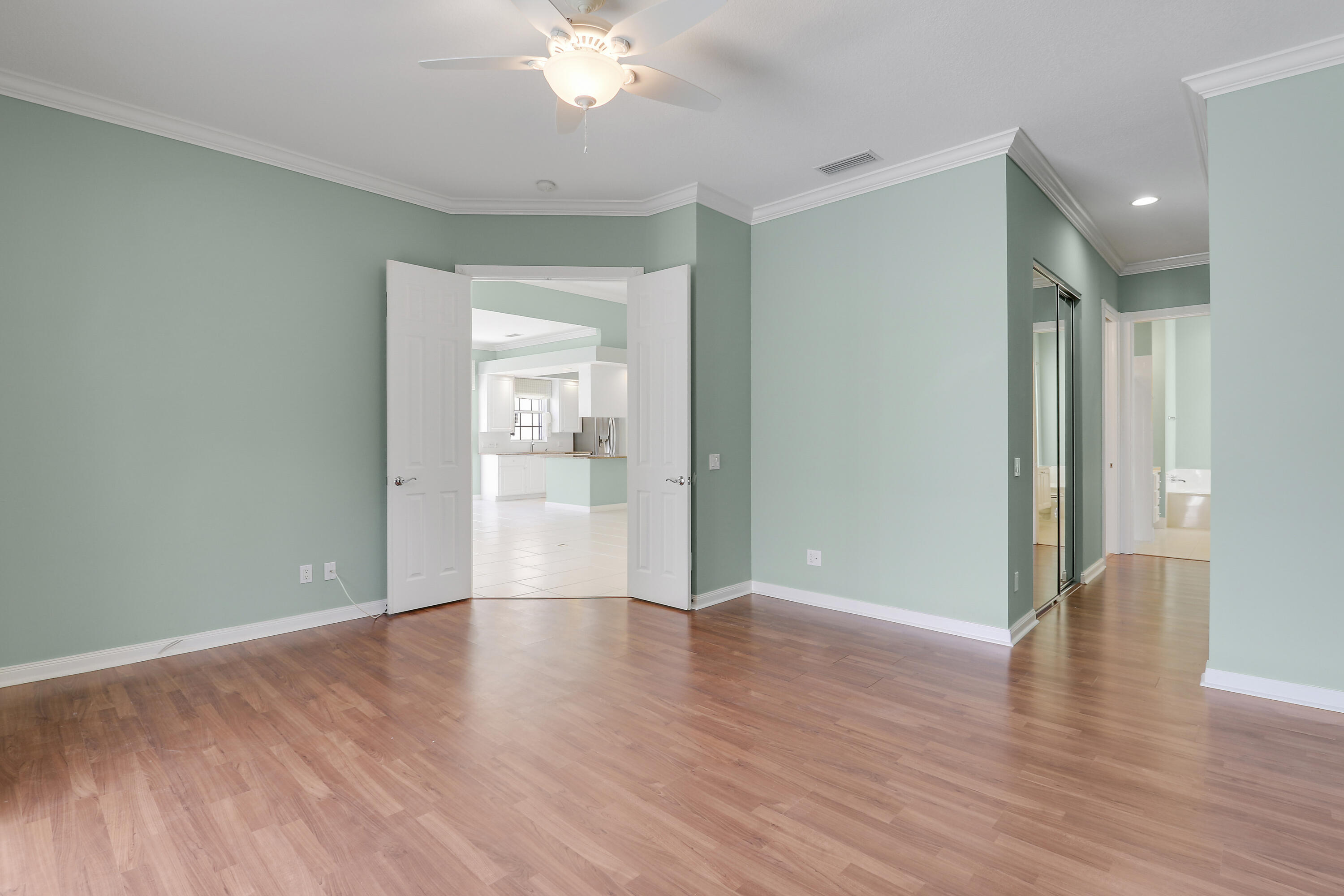 ISLES AT PALM BEACH GARDENS - Residential