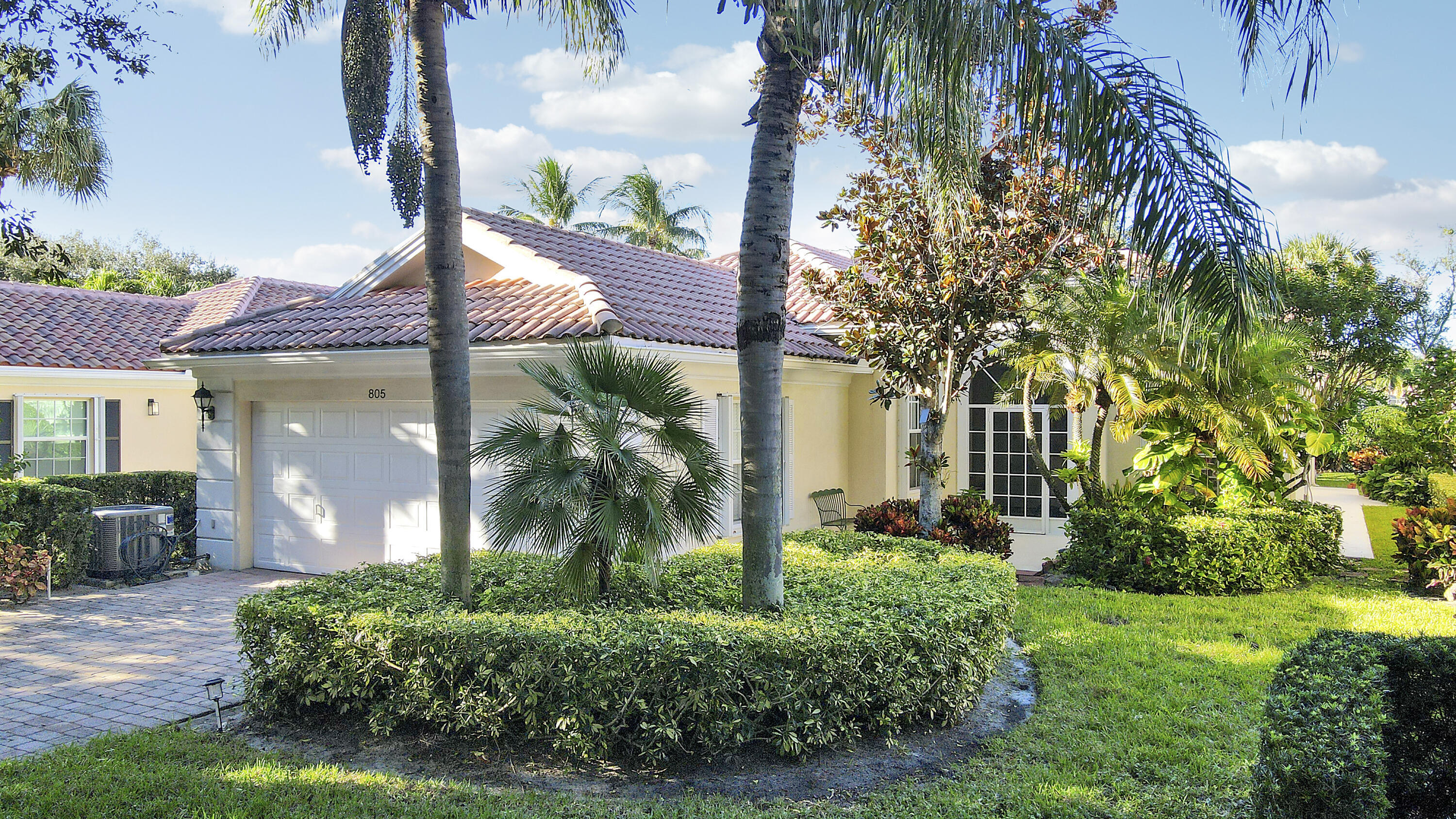 ISLES AT PALM BEACH GARDENS - Residential