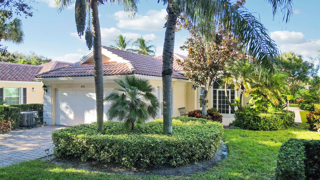 Photo of 805 Niemen Dr, Palm Beach Gardens, FL 33410 (MLS # B26005214)