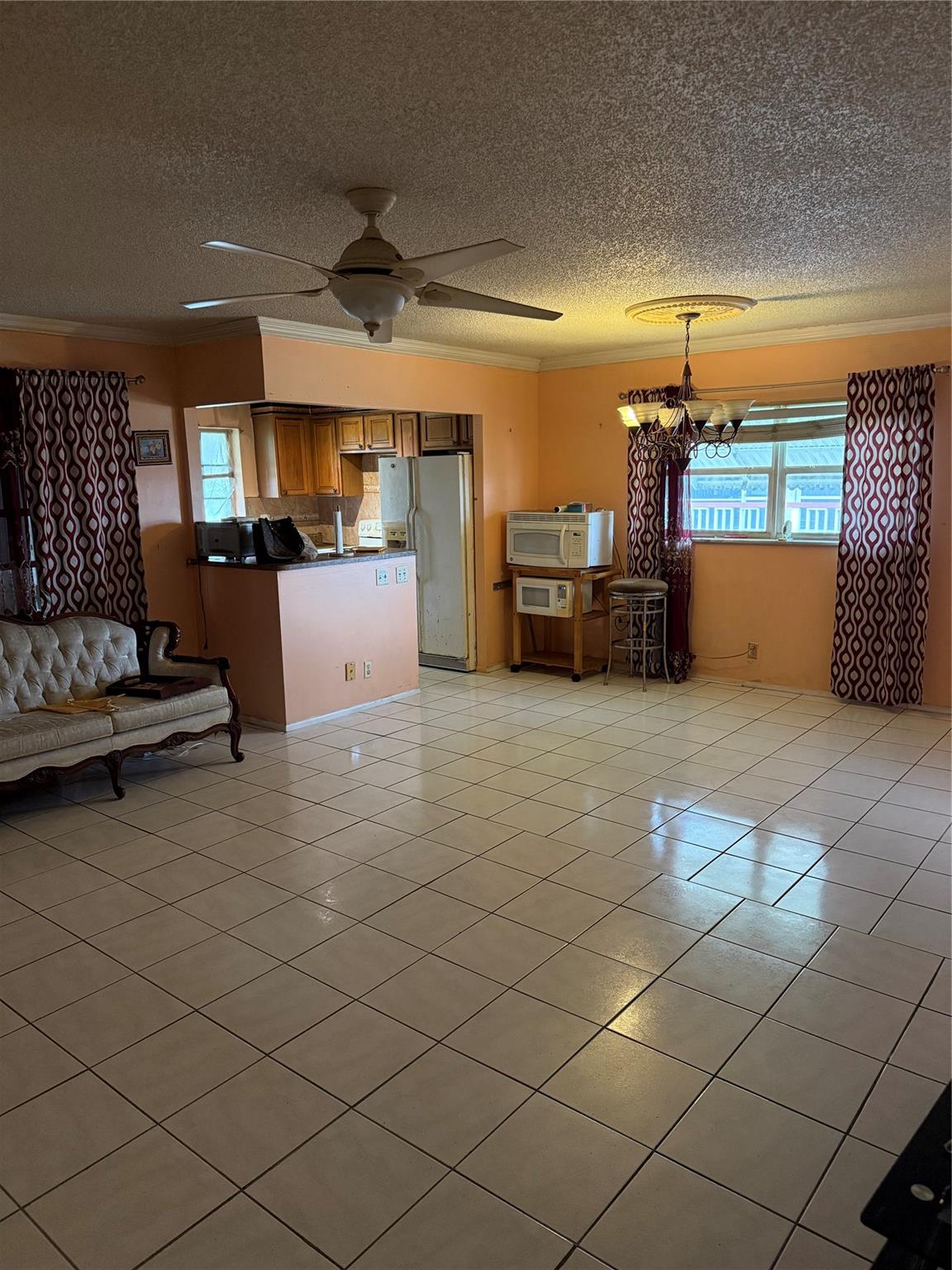 5300 Washington St P340, Hollywood, FL, 33021/$119,000 1 5300 Washington St P340