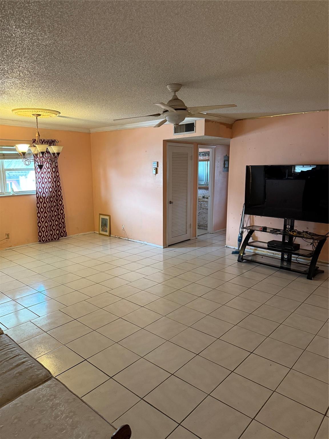 OWNER MOTIVATED TAKE ADVANTAGE! This 2-bedroom, 2-bathroom unit offers a spacious living area with tile floors, deluxe sized unit, screened porch with a serene garden/pool view. Enjoy this 55+ community with access to multiple pools, a fitness room, picnic areas, and a clubhouse. Close to local shops, medical offices, dining & only a 20 min drive to Hollywood beach! 675 Credit Score and $45K income required for the association.