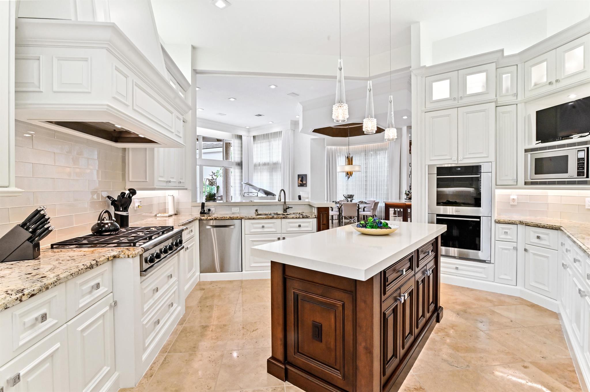 ENCLAVE AT WOODFIELD COUN - Residential