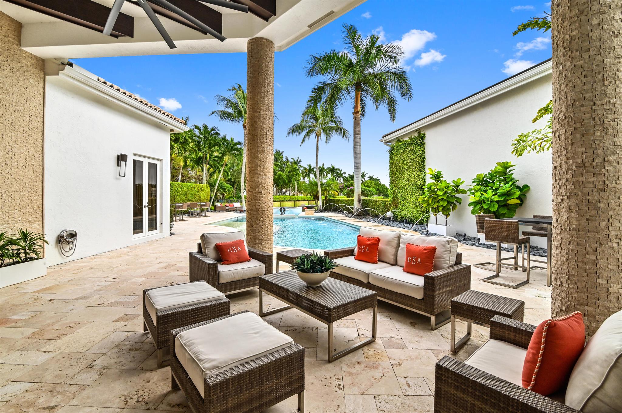 ENCLAVE AT WOODFIELD COUN - Residential