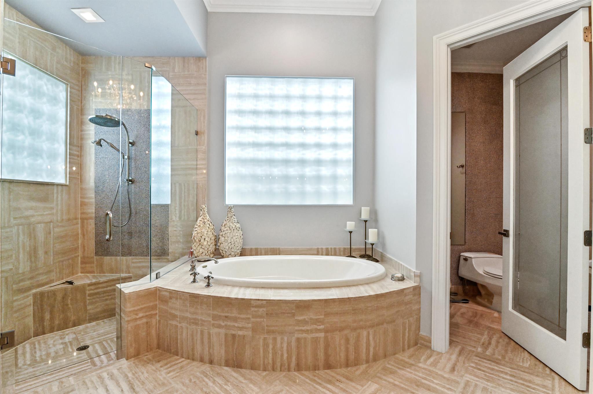 ENCLAVE AT WOODFIELD COUN - Residential