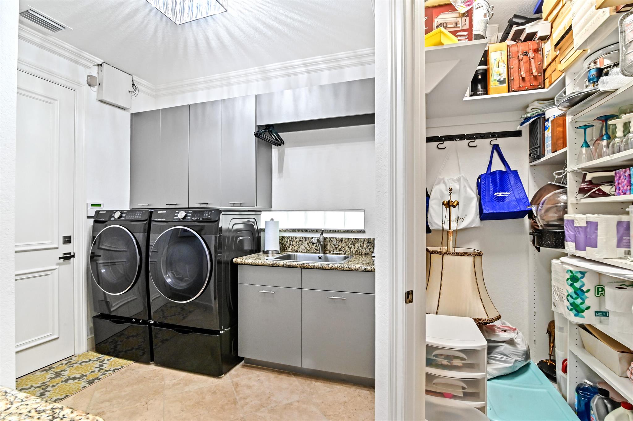 ENCLAVE AT WOODFIELD COUN - Residential