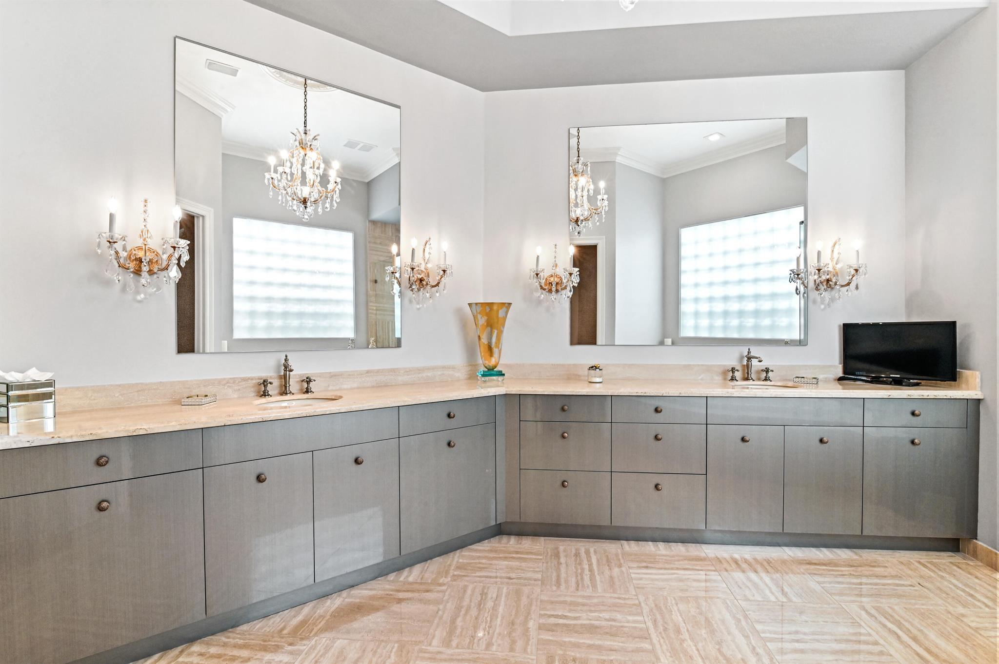 ENCLAVE AT WOODFIELD COUN - Residential