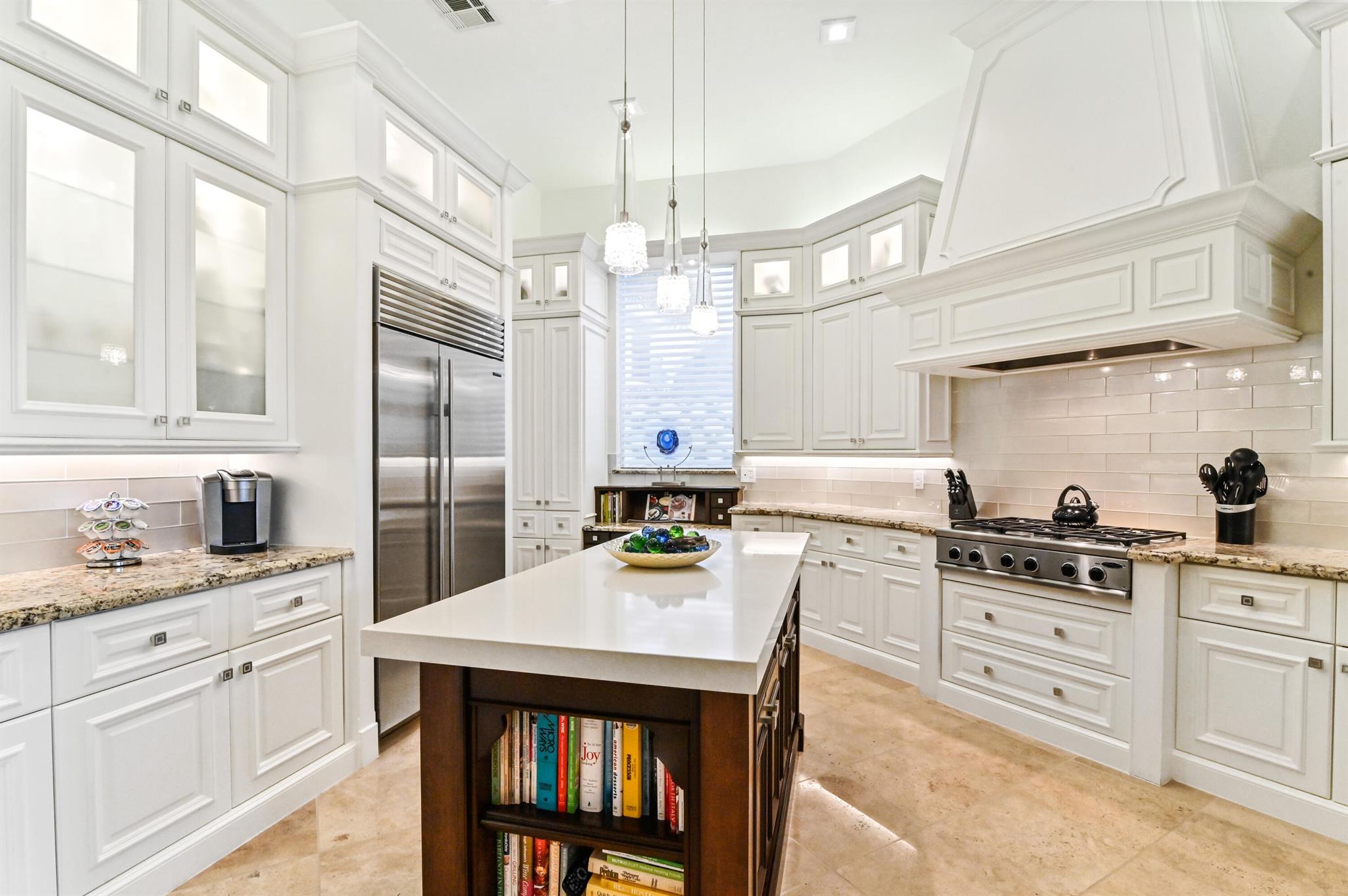 ENCLAVE AT WOODFIELD COUN - Residential