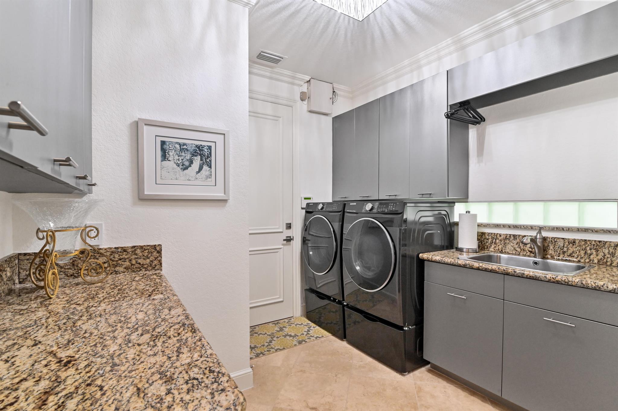 ENCLAVE AT WOODFIELD COUN - Residential