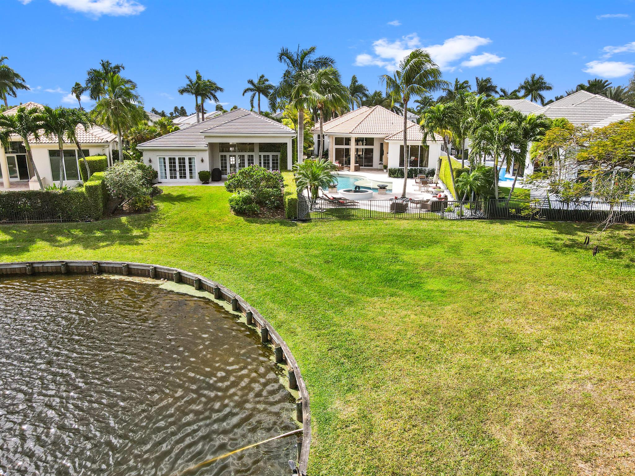 ENCLAVE AT WOODFIELD COUN - Residential