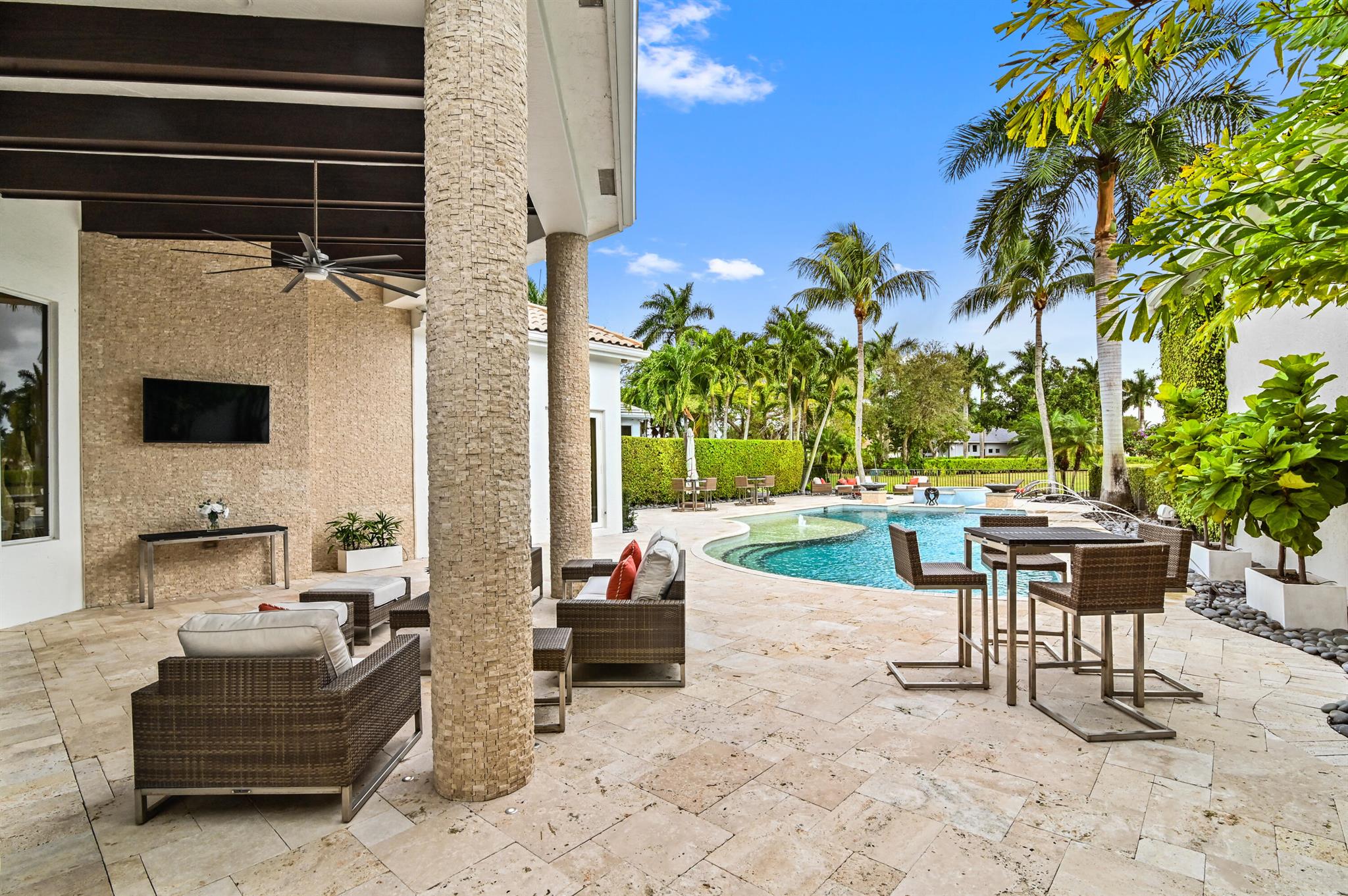 ENCLAVE AT WOODFIELD COUN - Residential