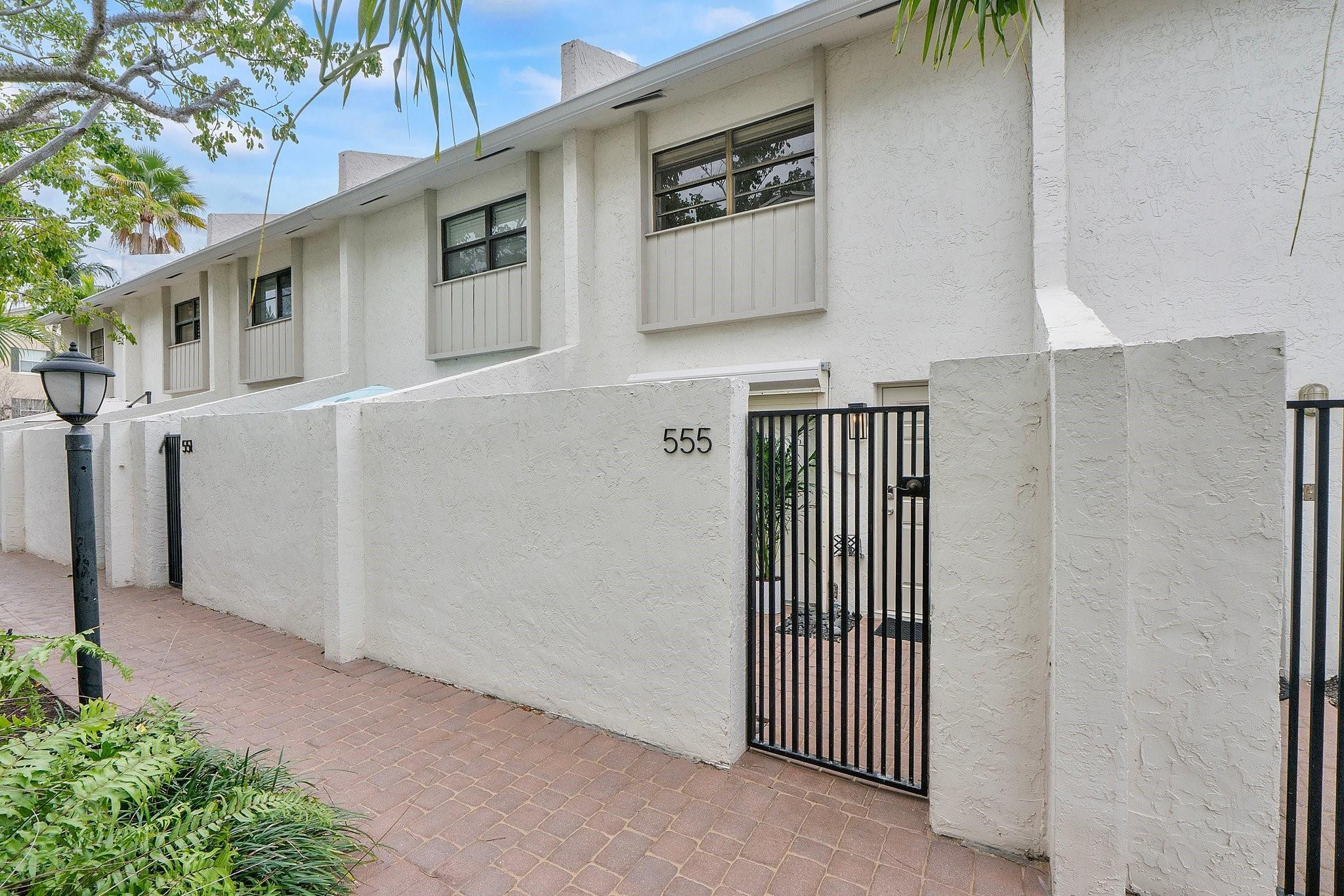 555 NE 7th Avenue 5A