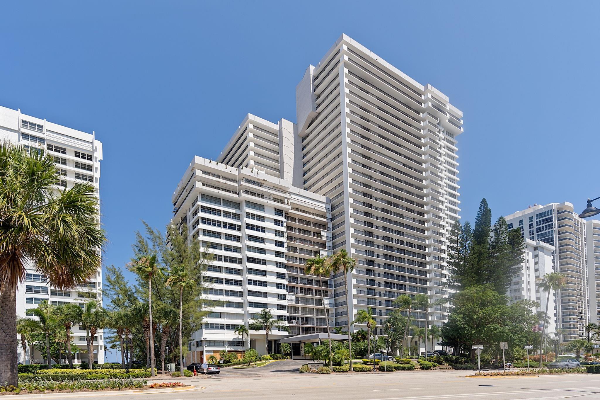 4280 Galt Ocean Dr 17G