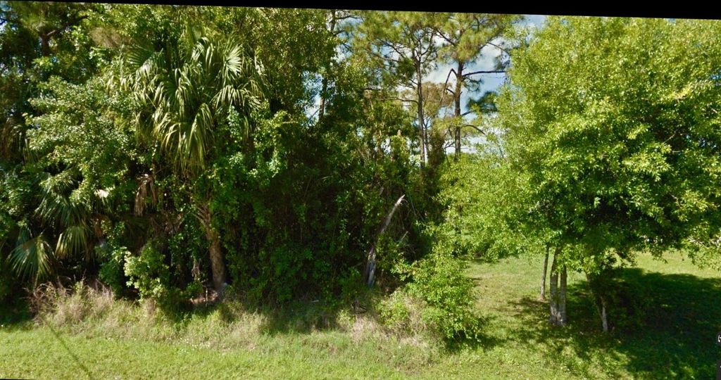 Photo of 6015 Birch Drive, Fort Pierce, FL 34982 (MLS # R11055964)
