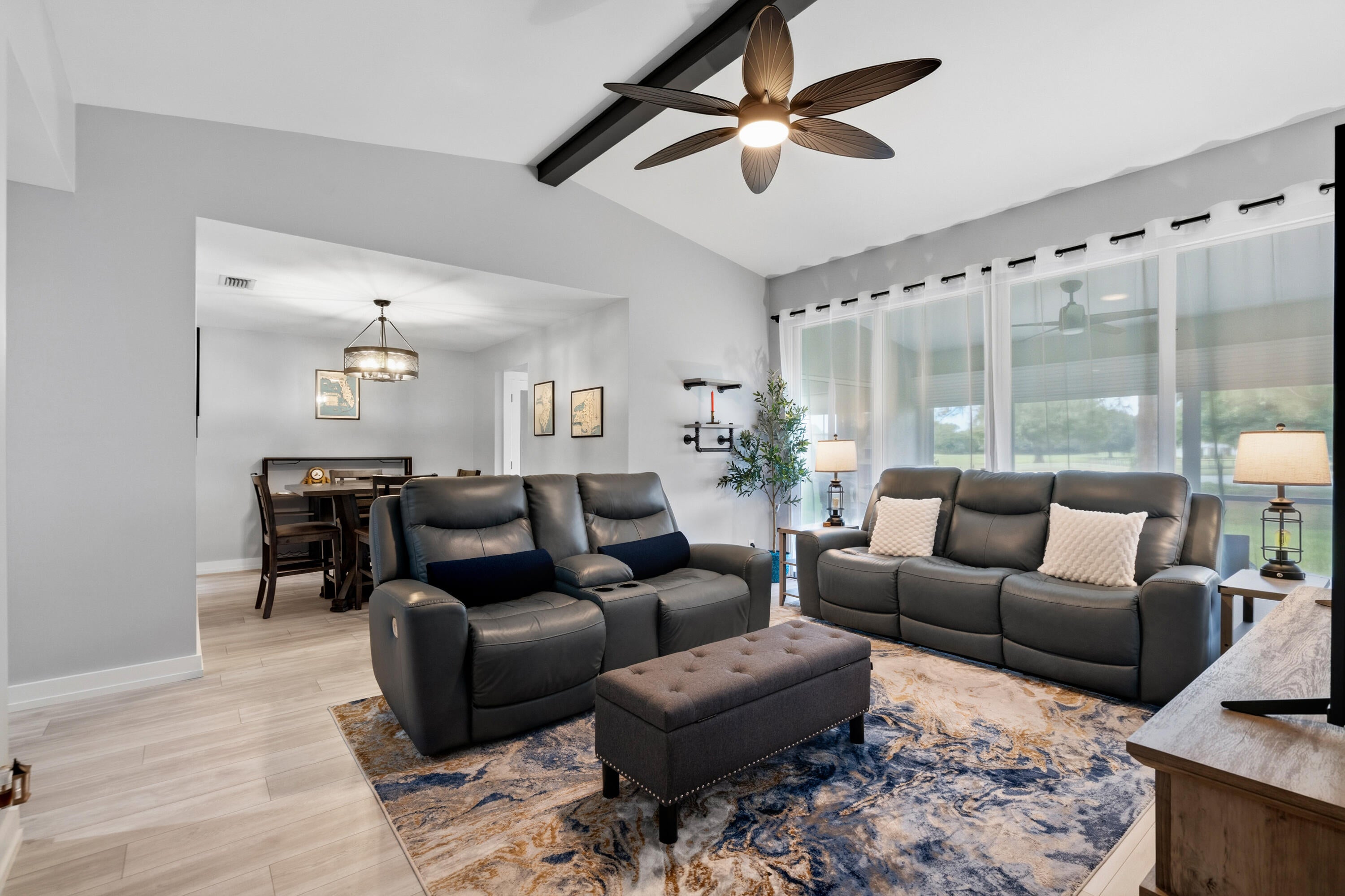 2696 SW Westlake Circle