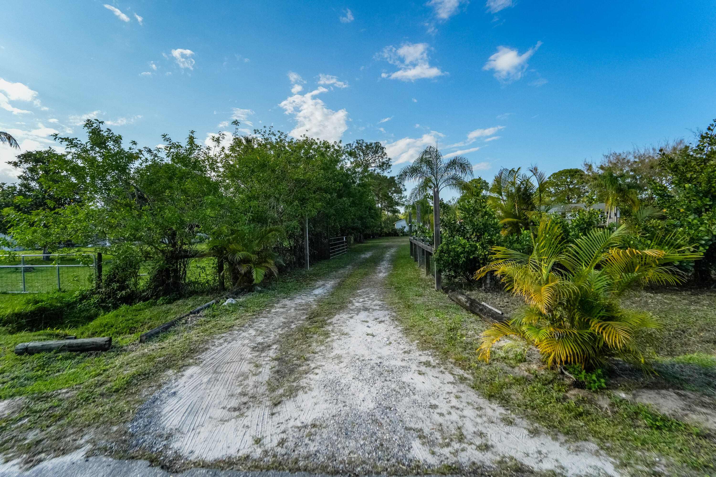 Acreage - Residential