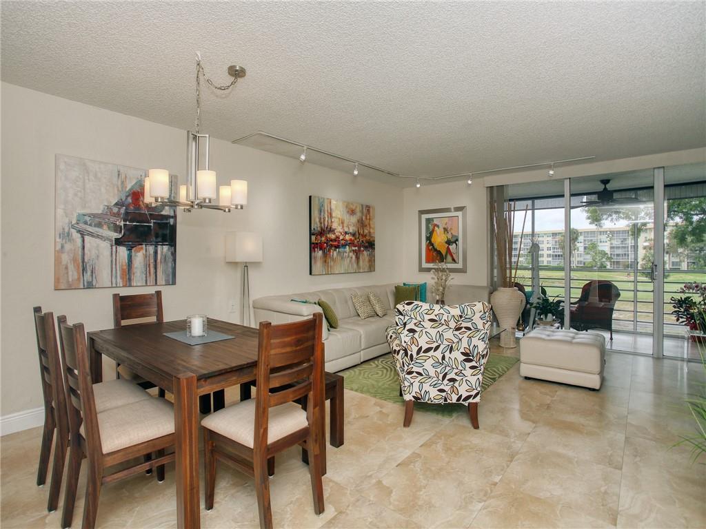 PALM-AIRE Country Club - Residential