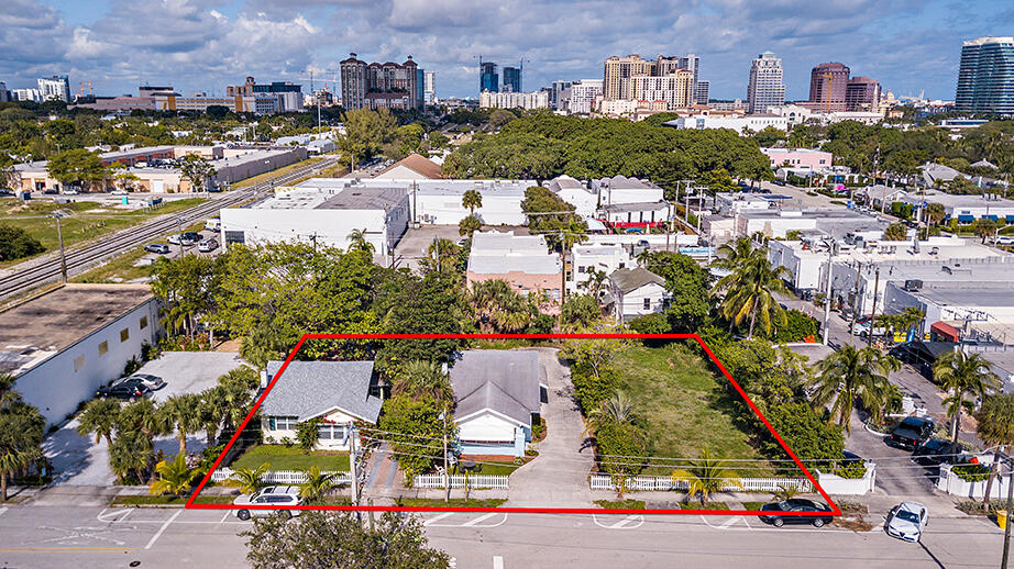 FLAMINGO PARK - Residential Income