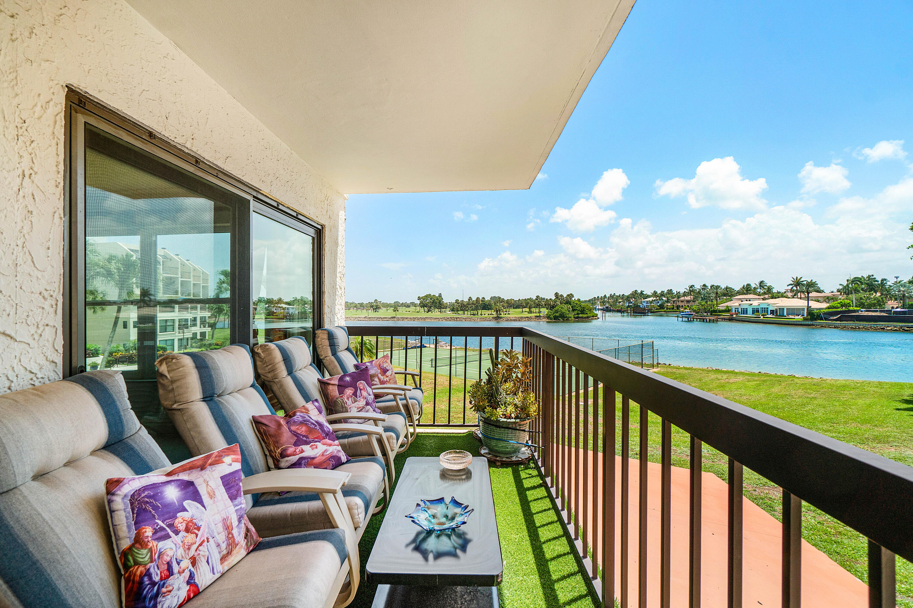 374 Golfview Road 205