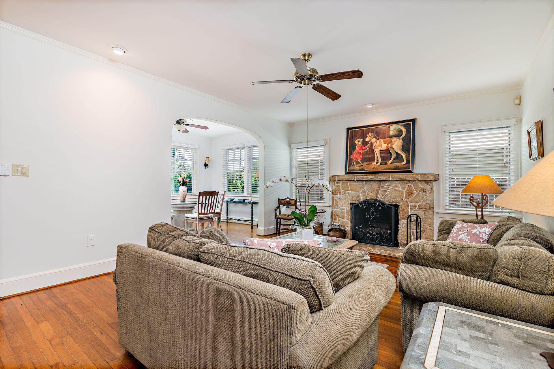 COLLEGE PARK - Residential