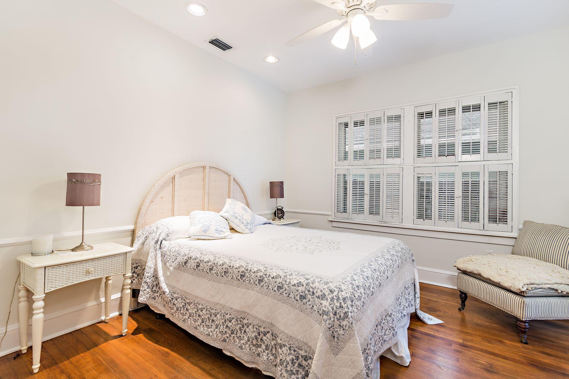 COLLEGE PARK - Residential