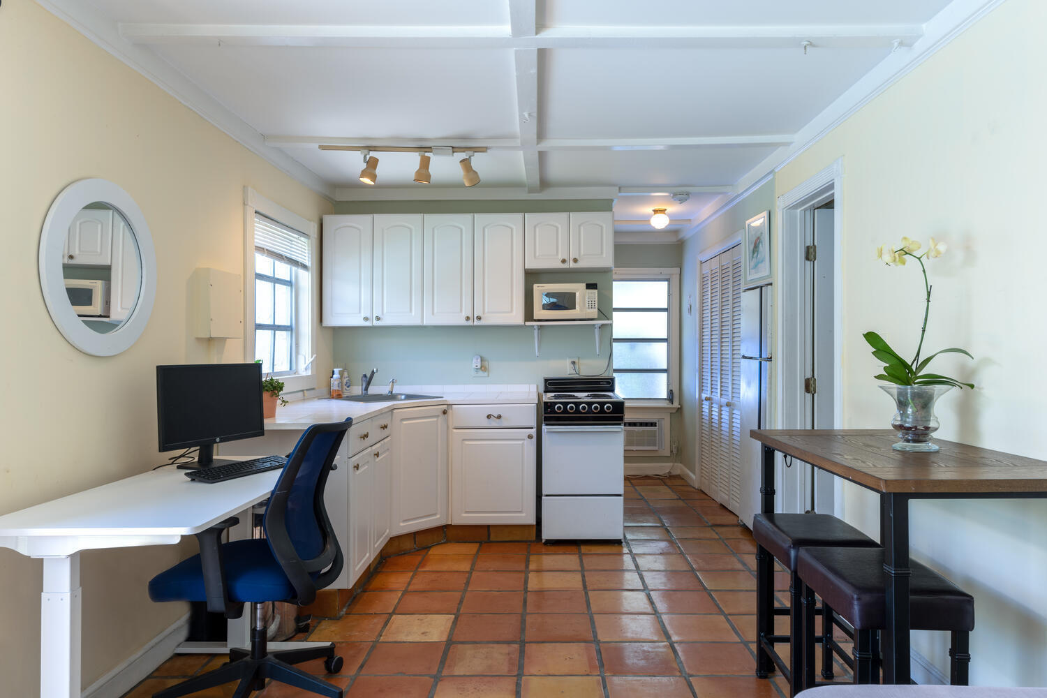 COLLEGE PARK - Residential