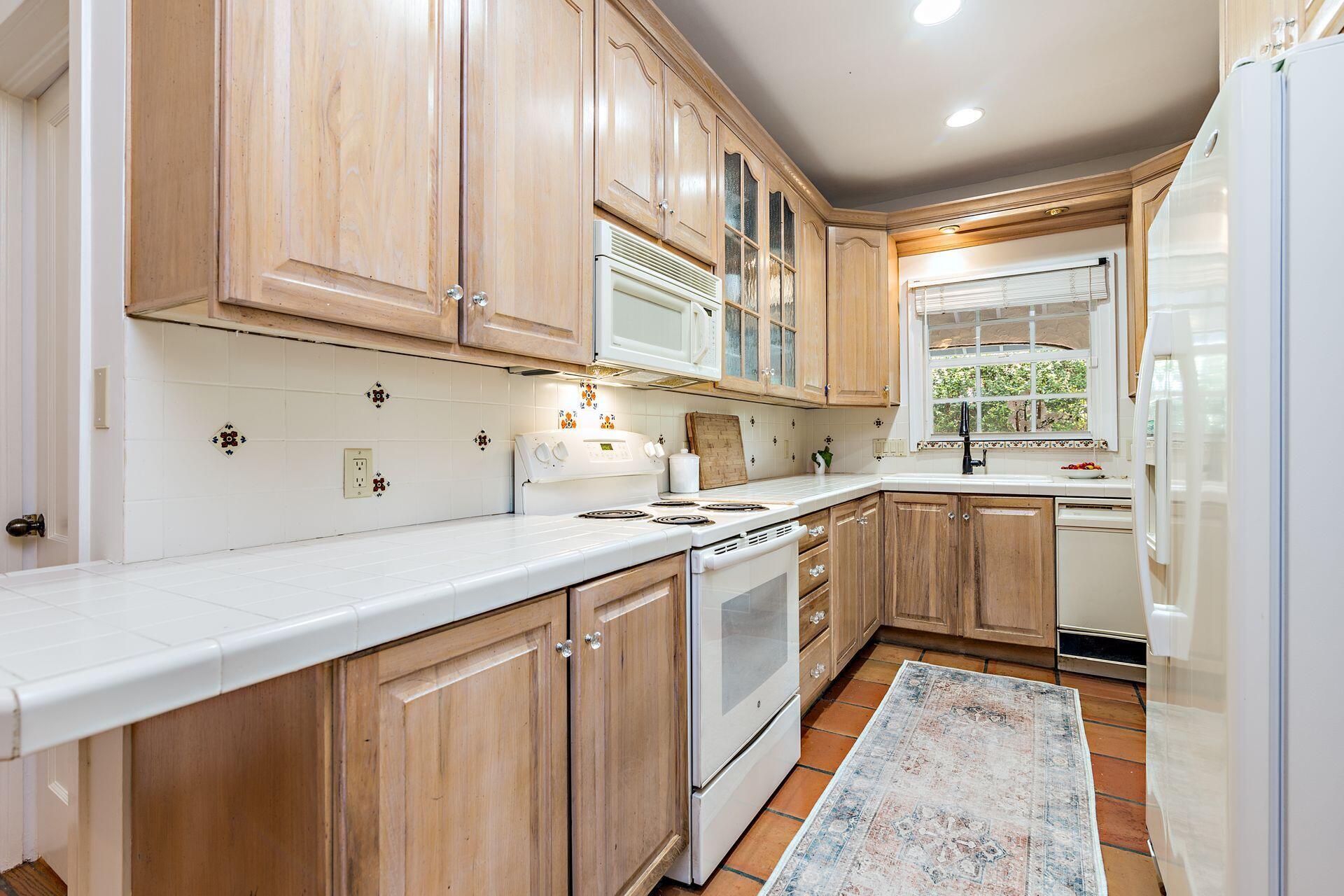 COLLEGE PARK - Residential