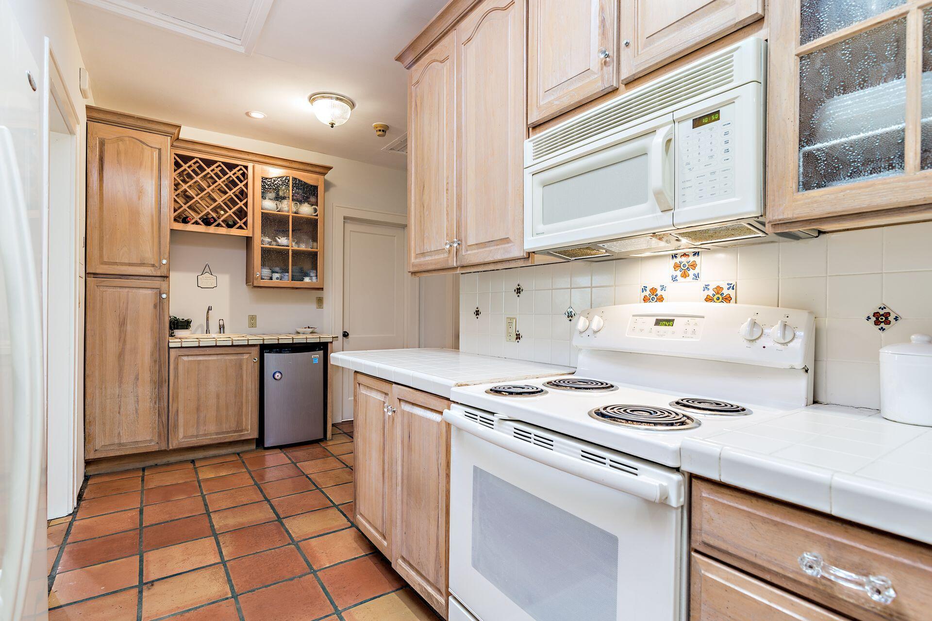 COLLEGE PARK - Residential