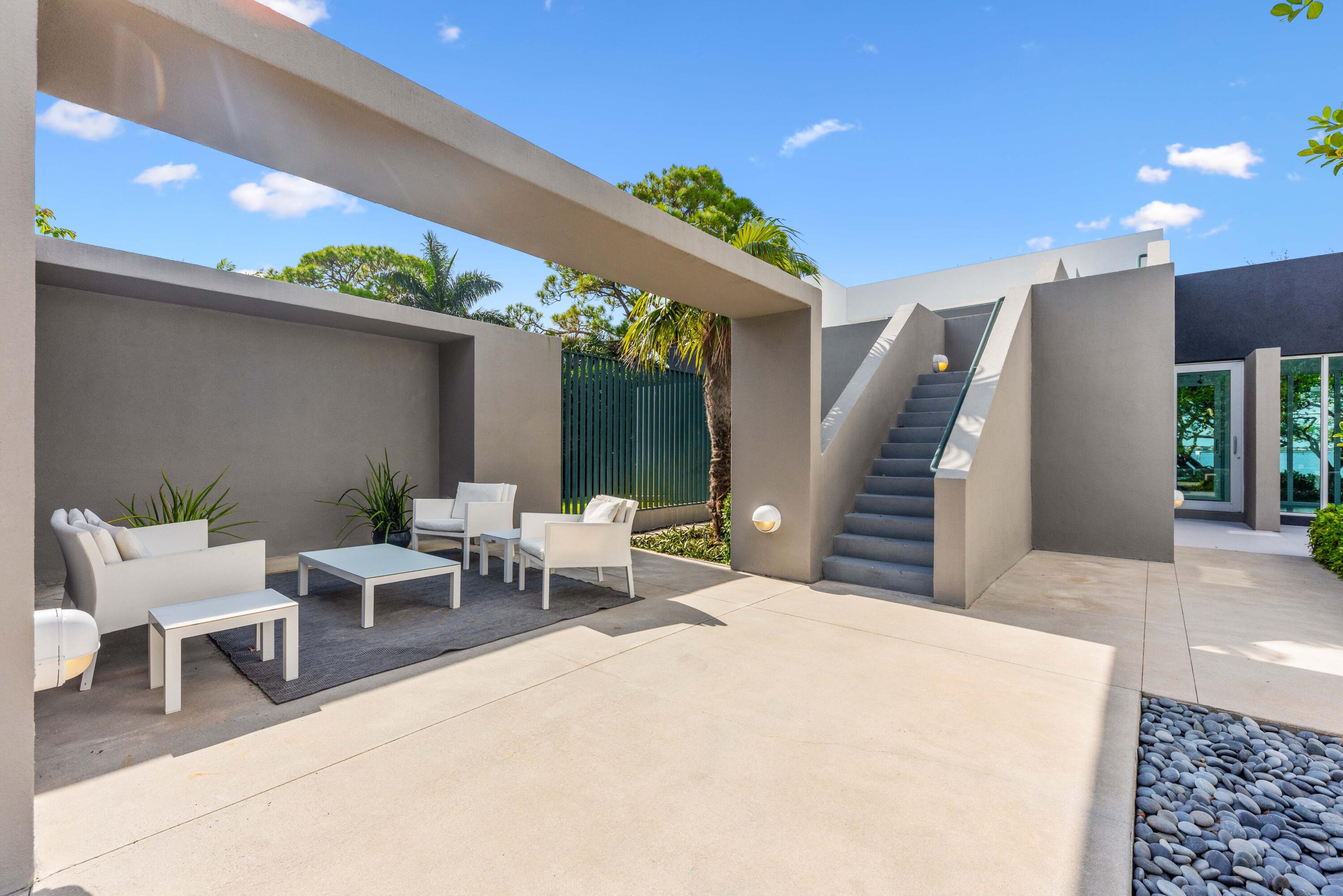 NORTH RIVER SHORES - Residential