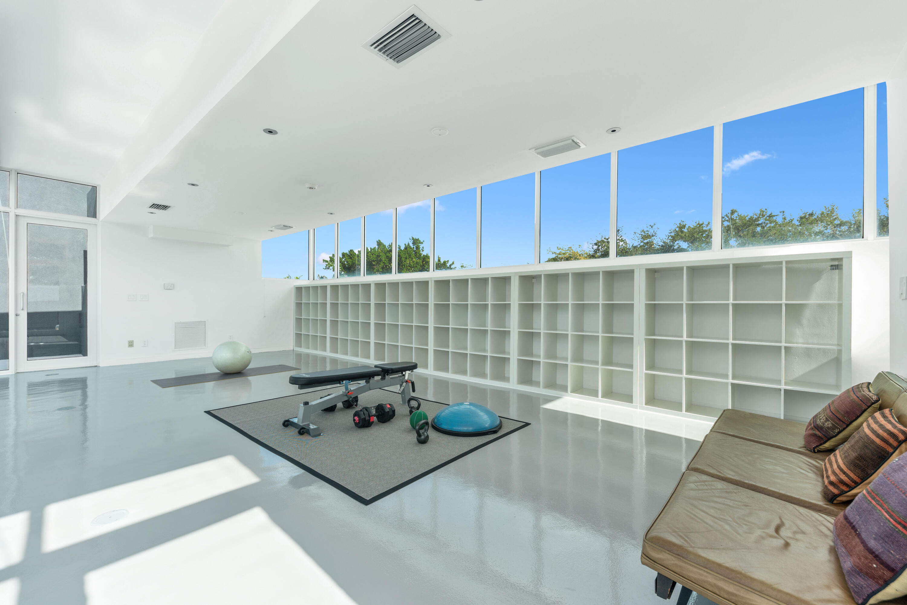 NORTH RIVER SHORES - Residential