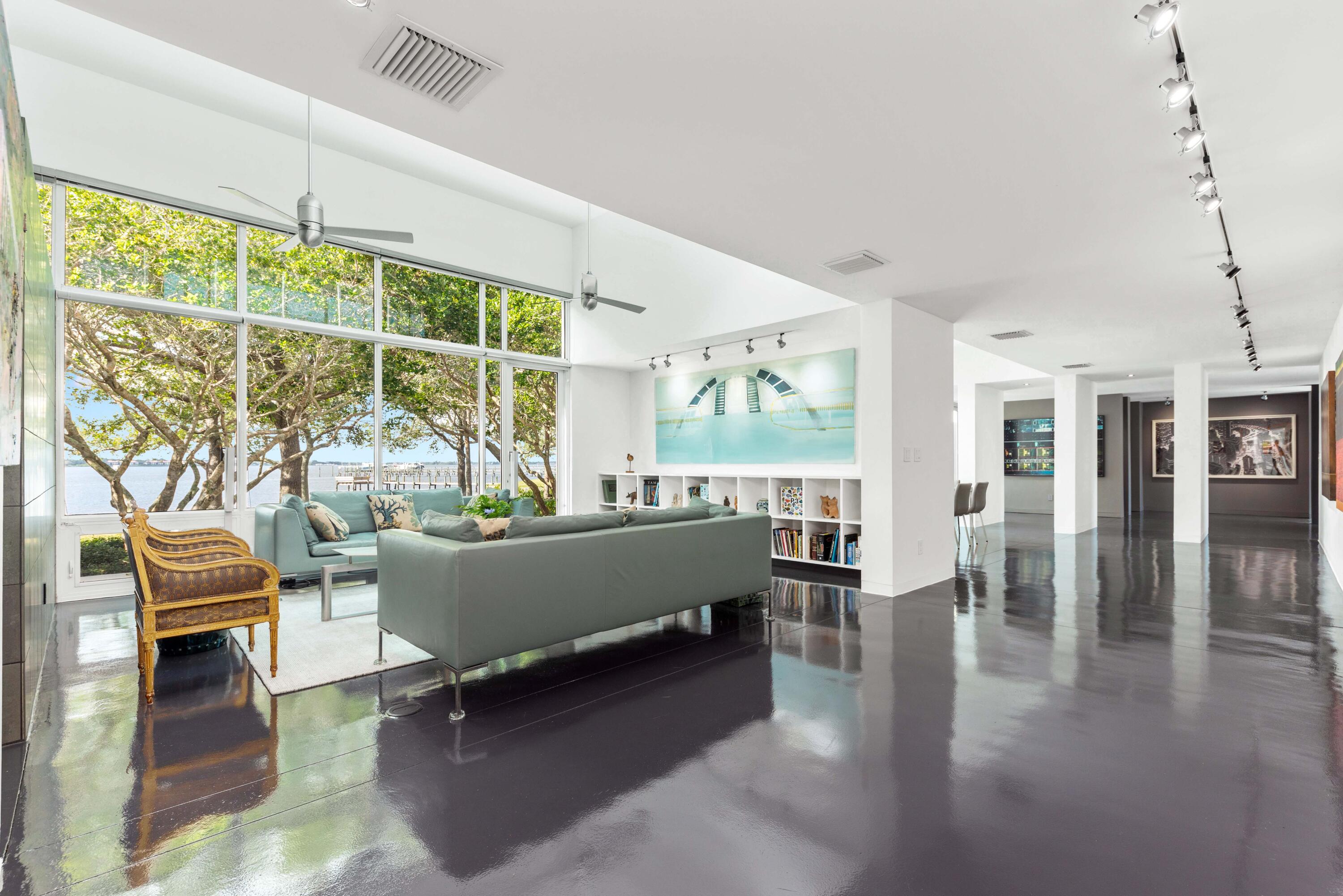 NORTH RIVER SHORES - Residential