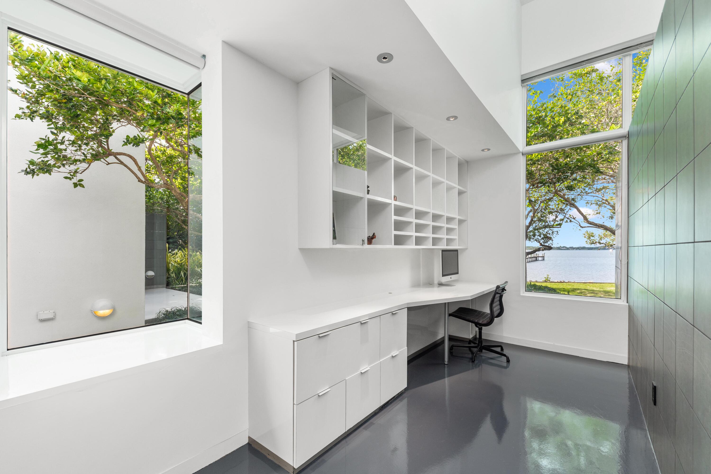 NORTH RIVER SHORES - Residential